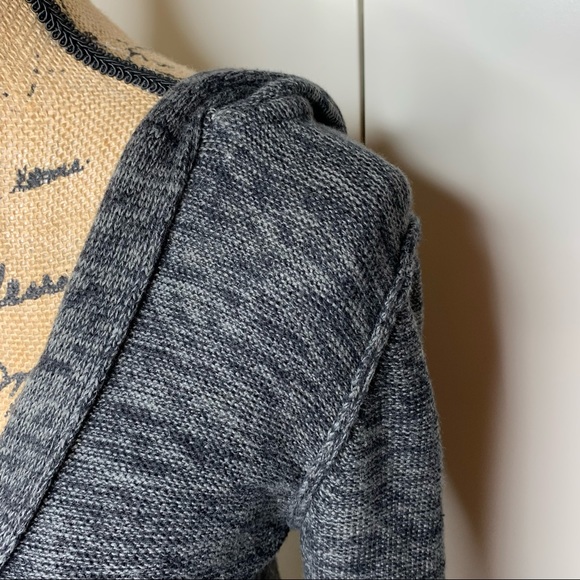 Roxy V-Neck Cuffed Sleeve Beach Sweater - Picture 2 of 13